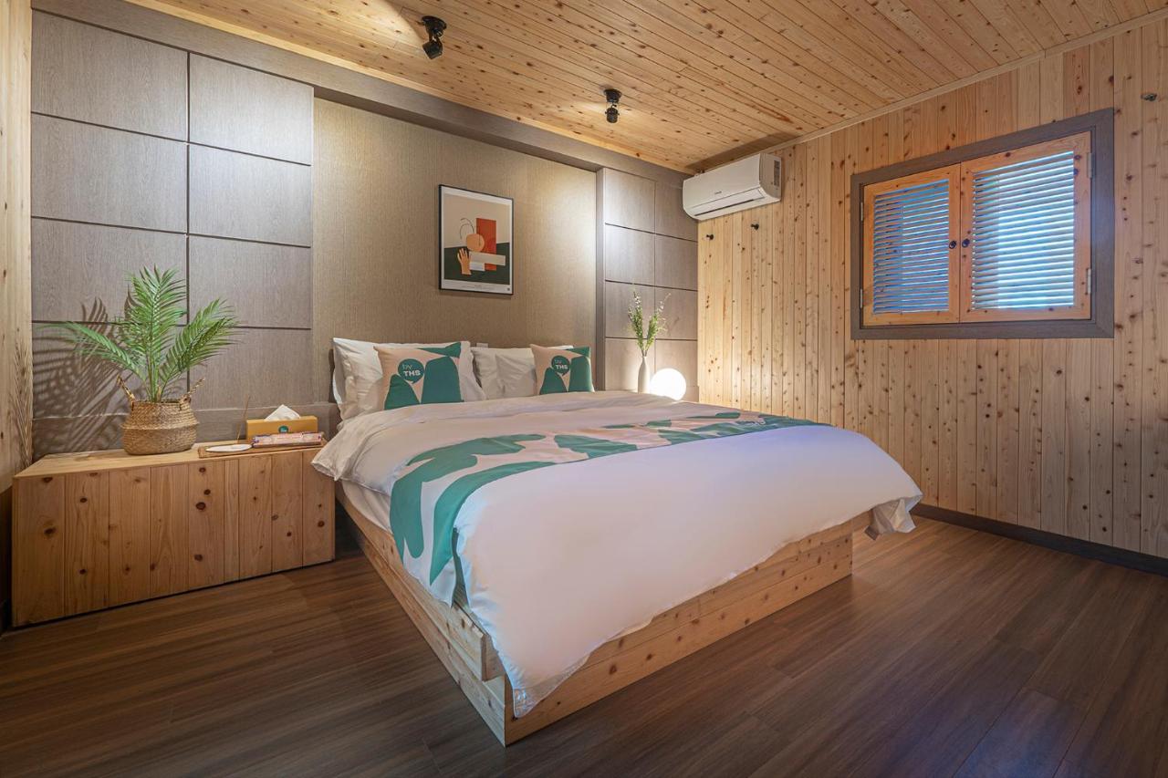 By Ths Valentine Hotel Incheon Siheung Екстер'єр фото
