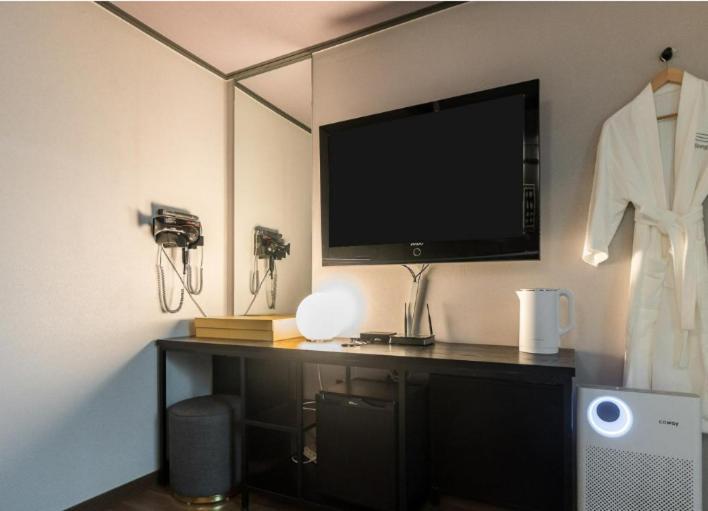 By Ths Valentine Hotel Incheon Siheung Екстер'єр фото