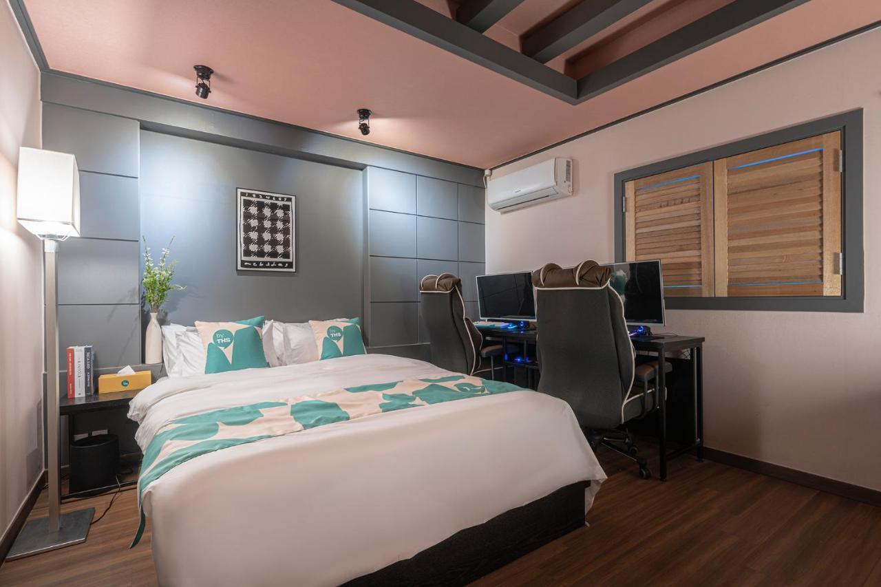 By Ths Valentine Hotel Incheon Siheung Екстер'єр фото