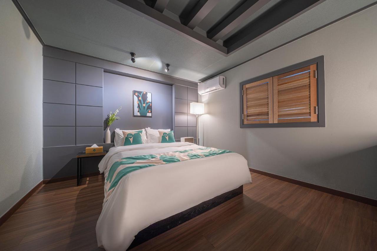 By Ths Valentine Hotel Incheon Siheung Екстер'єр фото